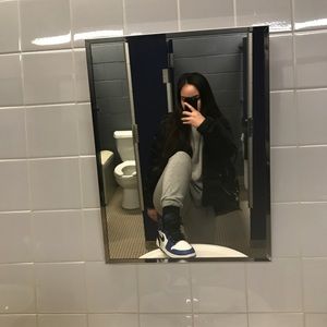 Meet your Posher, Emma